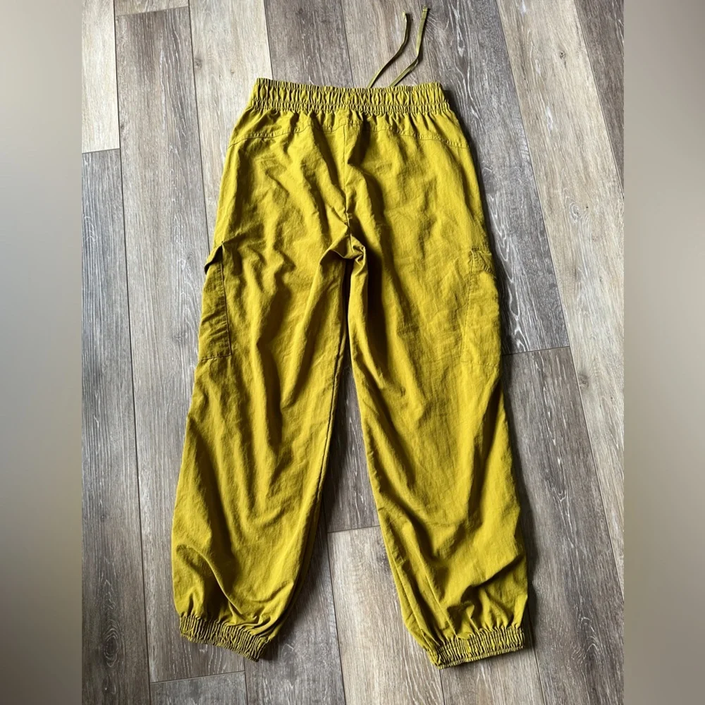 🛍️Quick Dry Jogger pants with zipper ankle & elastic Size Small excellent. - Picture 10 of 10